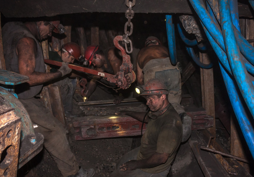 Minerii din Valea Jiului au renunțat la proteste după ce au ajuns la o înțelegere cu guvernanții. Ce s-a decis